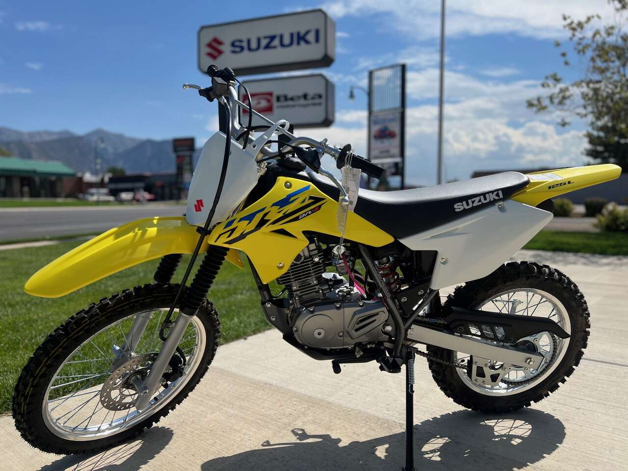 2025 SUZUKI DR-Z125L