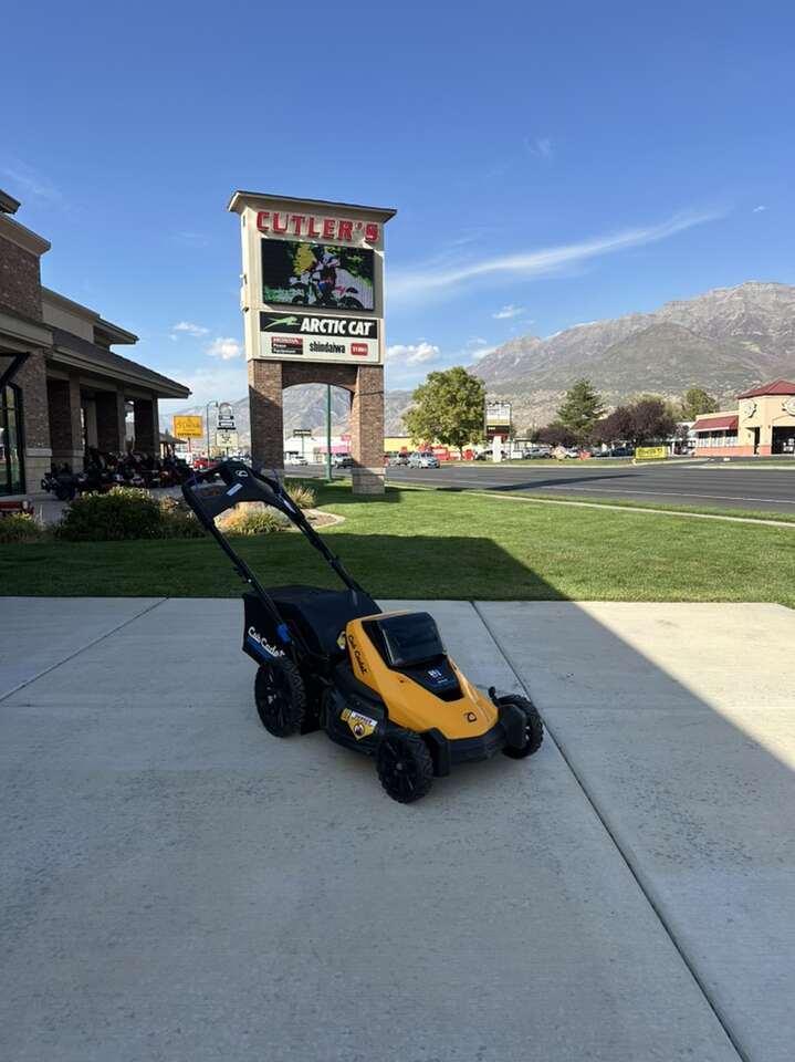 NEW Cub Cadet 60V Electric Lawnmower
