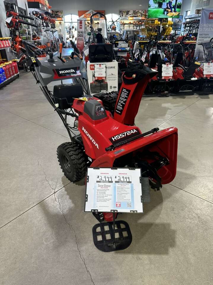 NEW Honda Snowblower (Model HSS724AWD)