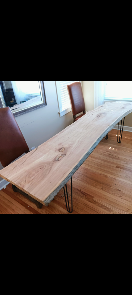 Live edge wood slabs/ Live edge lumber