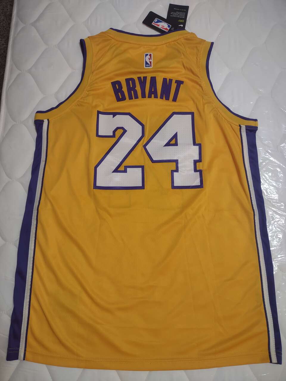 Kobe Bryant Los Angeles Lakers jersey