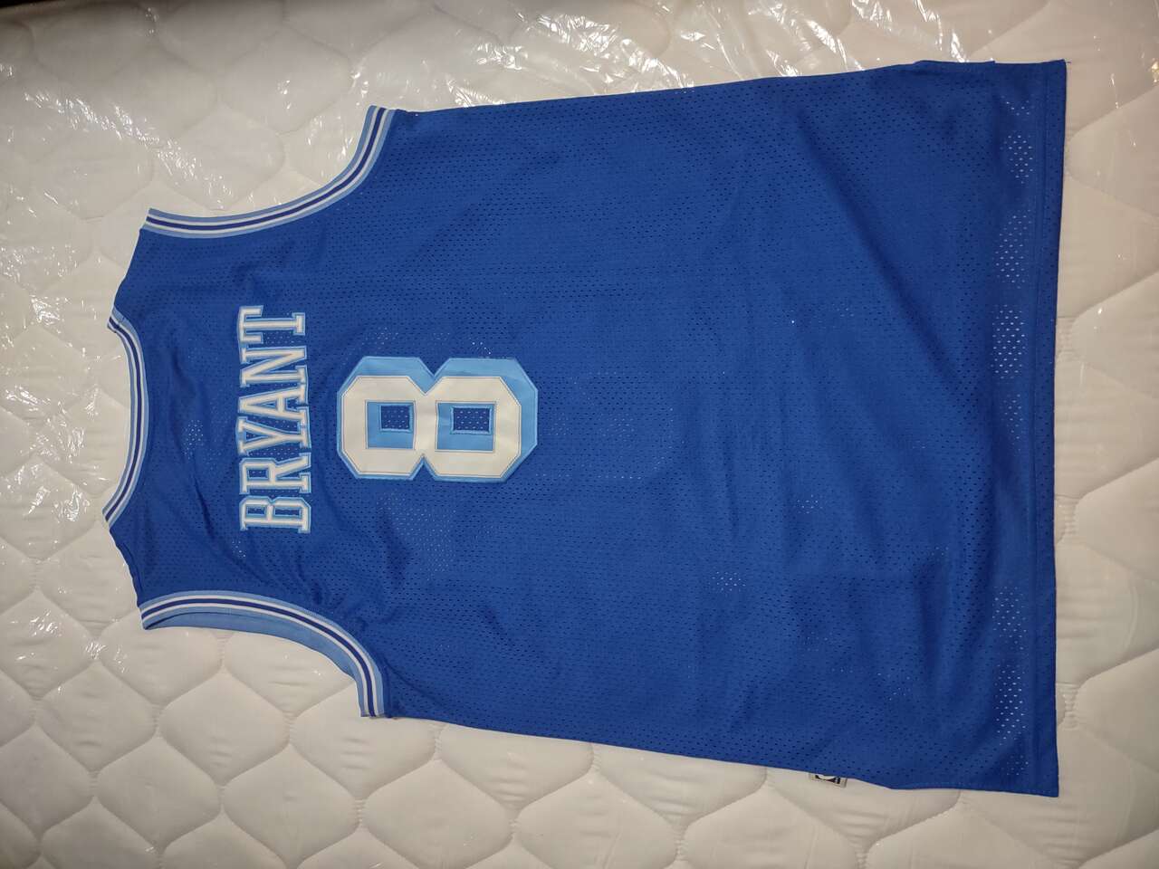 Los Angeles Lakers Kobe Bryant jersey