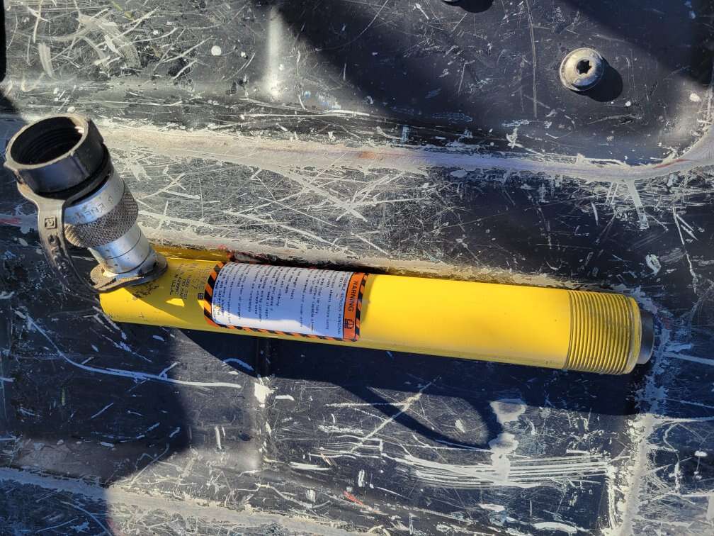 Enerpac RC57 Hydraulic Cylinder