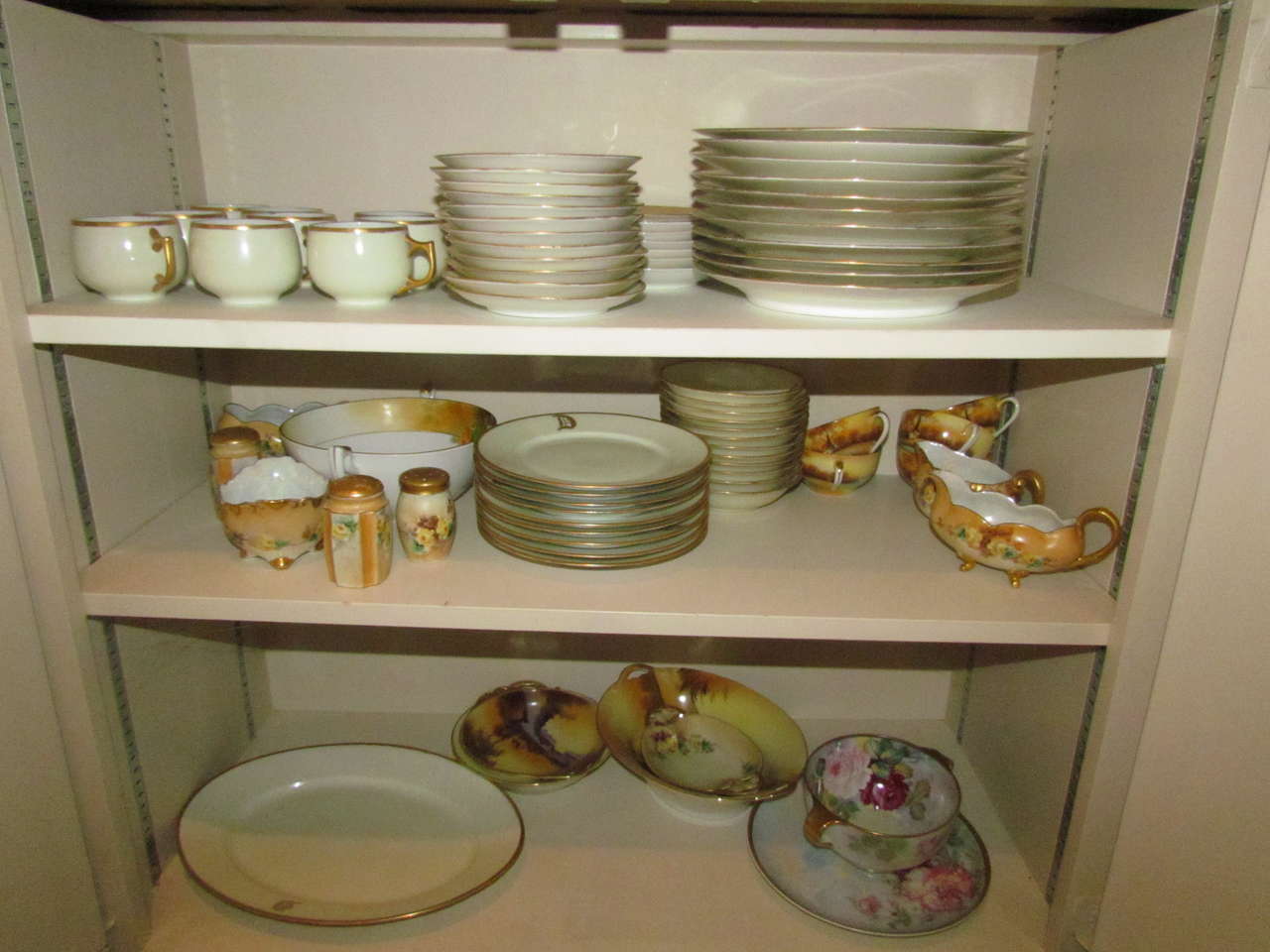 MIXED Antique  Haviland France /  Peeress Bavaria / Nippon & Noritake  Japan  81 pieces