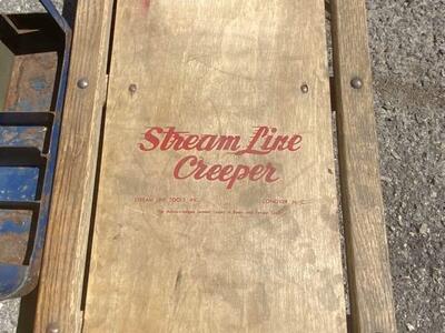 1970s Stream Line Creeper
