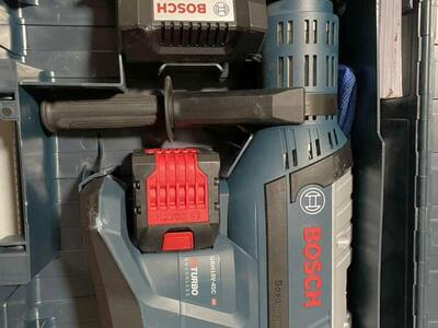 Bosch Protector Hitman SDS Max Drill