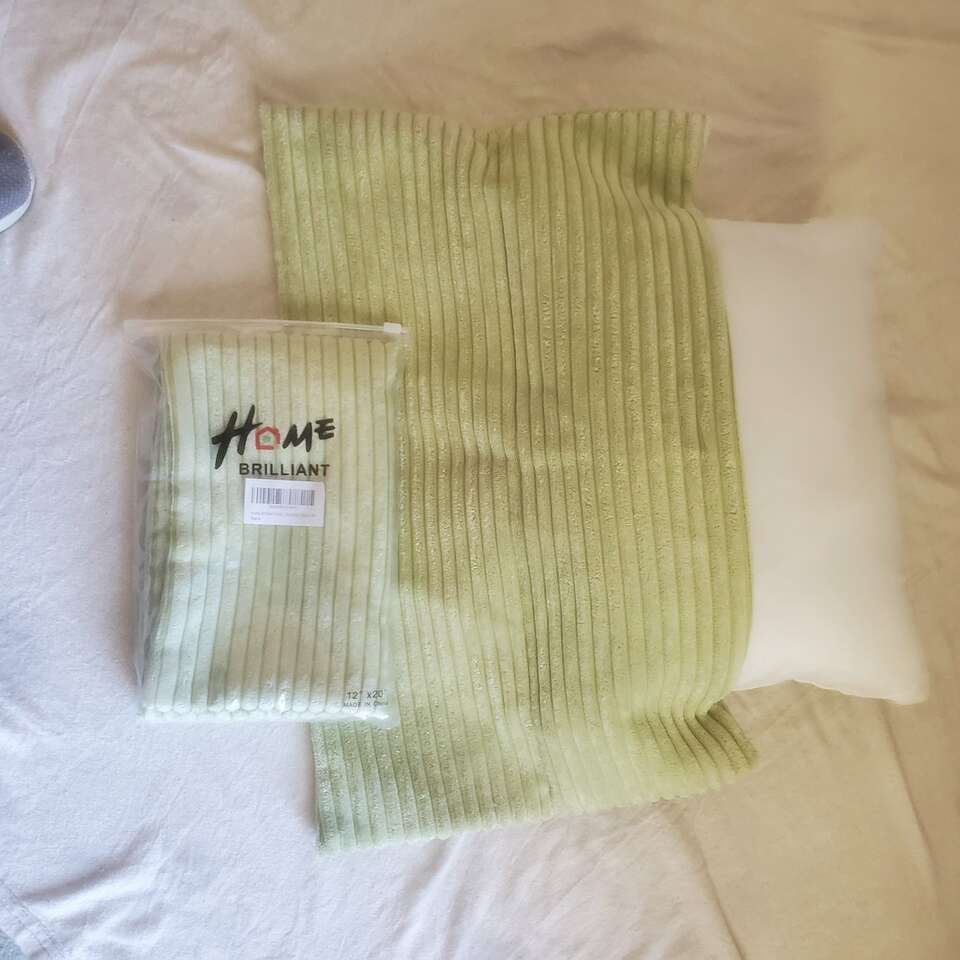 Pillow Cover (New in pkg)