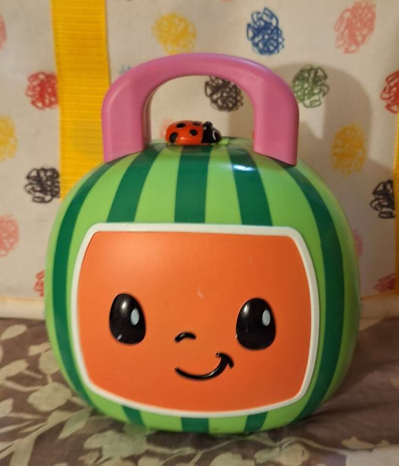 CoComelon Lunchbox Playset