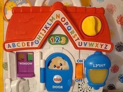 Happy Puppy's Visitors Home by Fisher-Price
