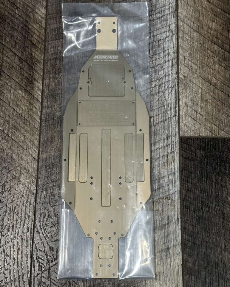 Team Associated B6.4D (Short) Chassis