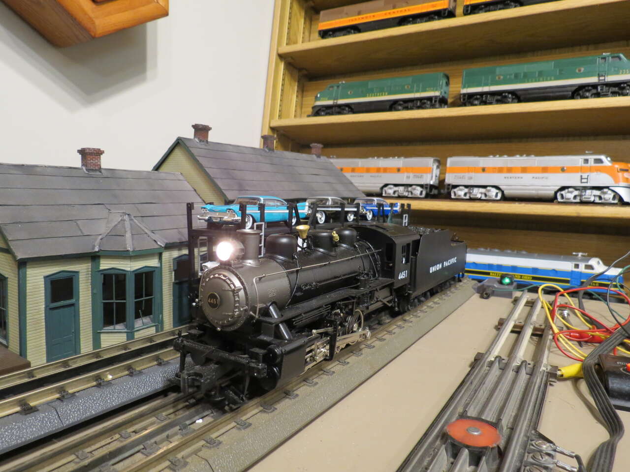 Lionel Train 3 Rail Compatible Weaver Gold Edition 060 Union Pacific Steam Engine