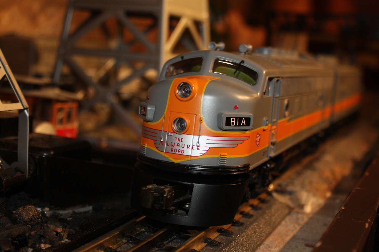 Lionel Trains MTH Milwaukee Road F-7 #81A Cab Red Light Rear Unit