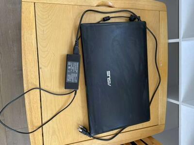 Asus Laptop With 10 Key And 220gb SSD