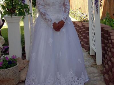 Gloria Vanderbilt Vintage Wedding dress 16
