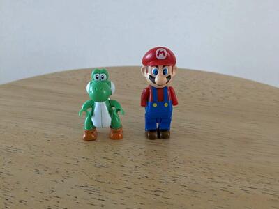 K'nex Nintendo Super Mario Bros MARIO Figure- 2011