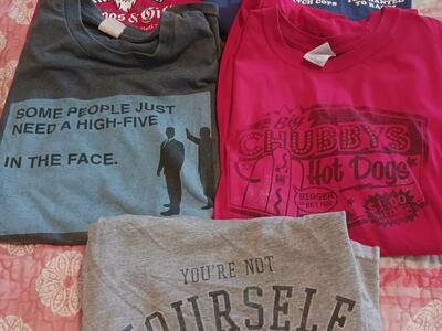 Men's printed tees XL