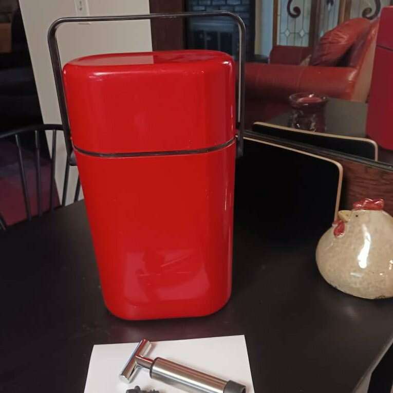 Wine carrier insulated