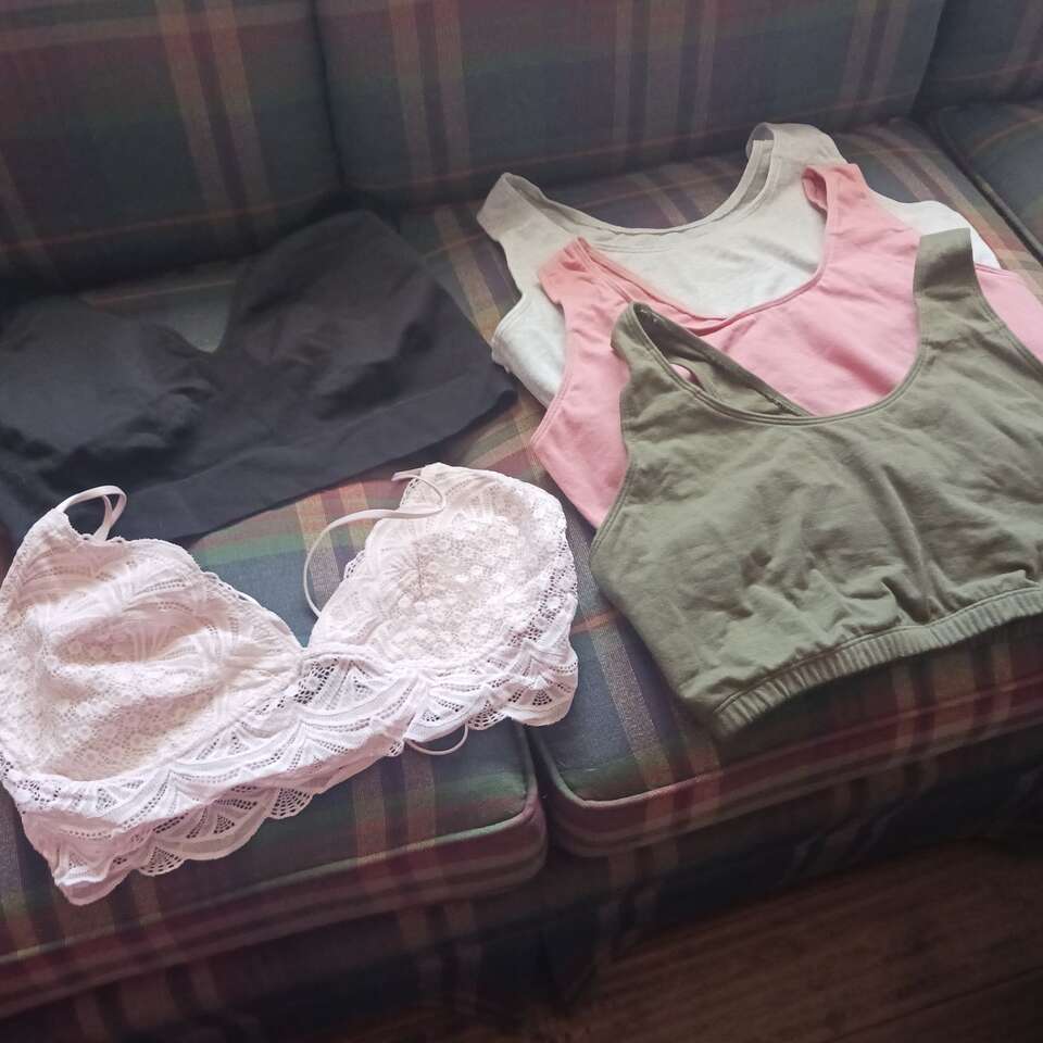 Sports bras and bralette  L/XL (6)