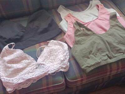 Sports bras and bralette L/XL (6)