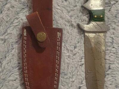 DAMASCUS KNIFE AND LEATHER SHEATH