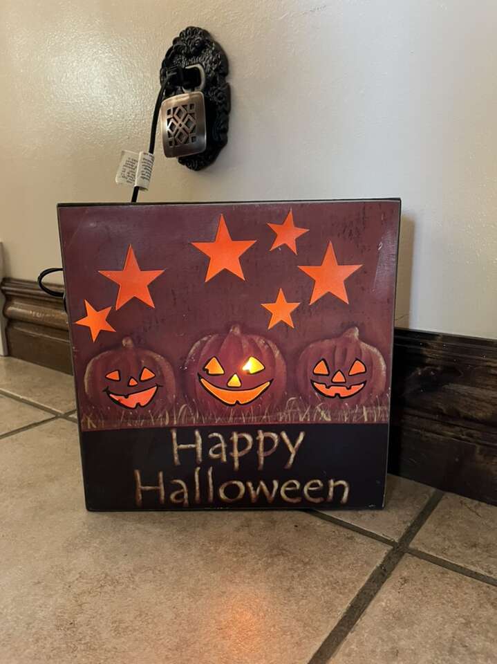 Happy Halloween light up decoration 10 X 10