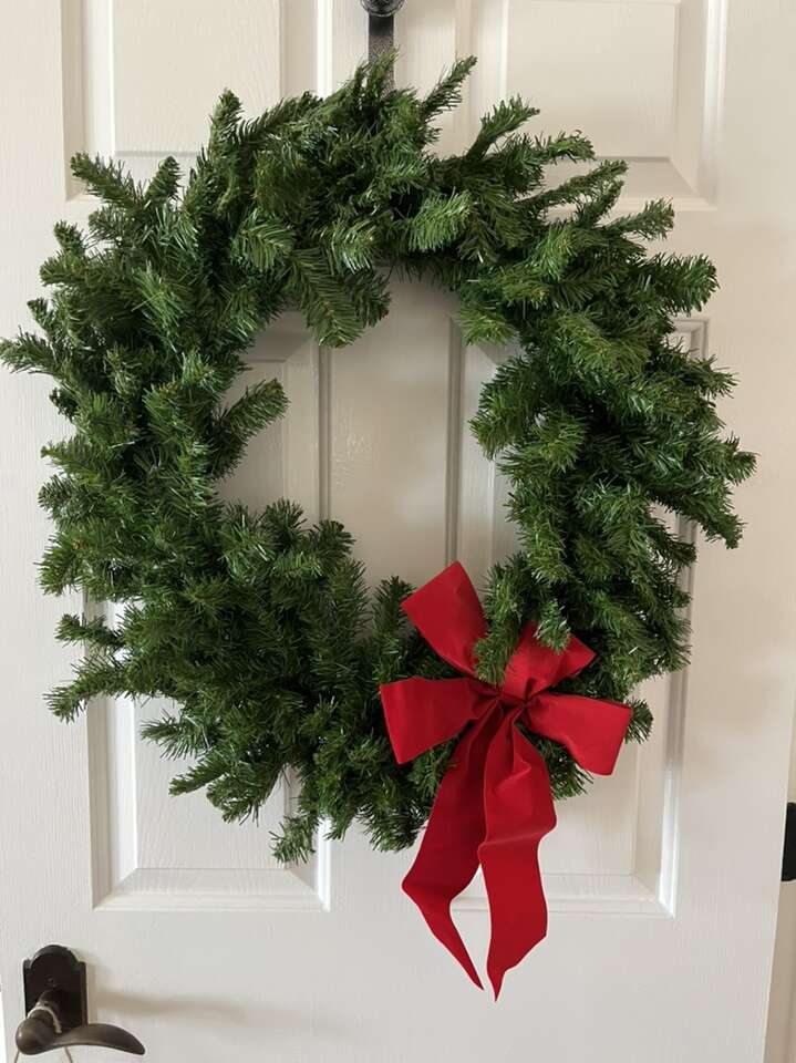 New 26 Inch Christmas Wreath
