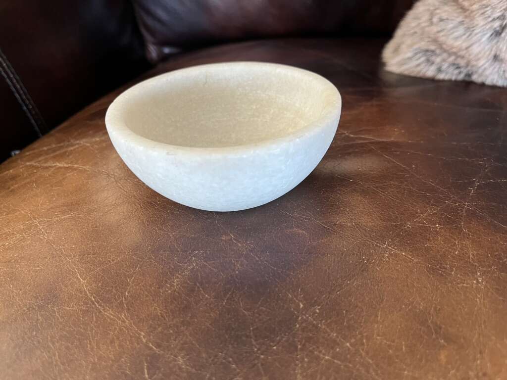Bowl quartz looking 4” long by 2” tall