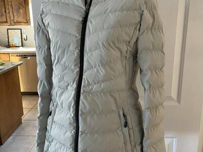 Jacket women’s 32 degrees gray jacket size M