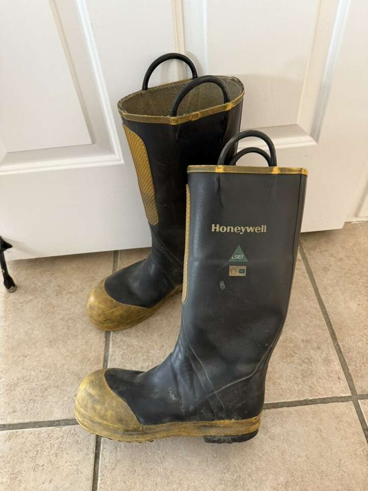 Honeywell Ranger Insulated Fire Boots 1500 8M