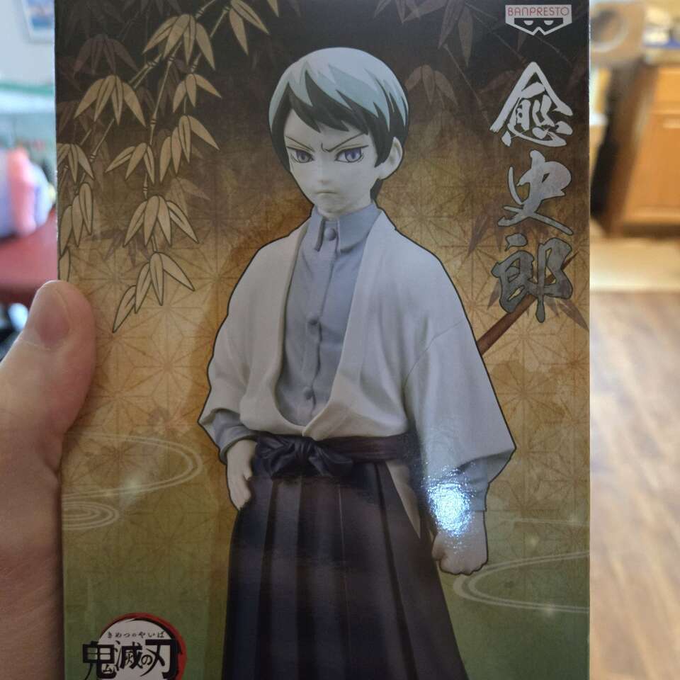 yushiro demon slayer figurine anime