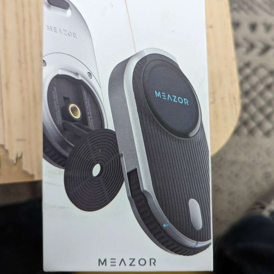 Meazor laser measuring tool