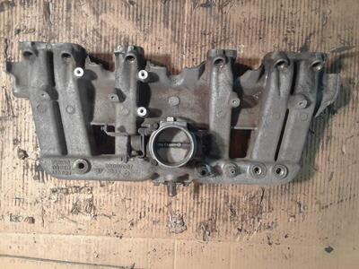 Jeep 4.0L EFI Log Style Intake Manifold with Throttle Body