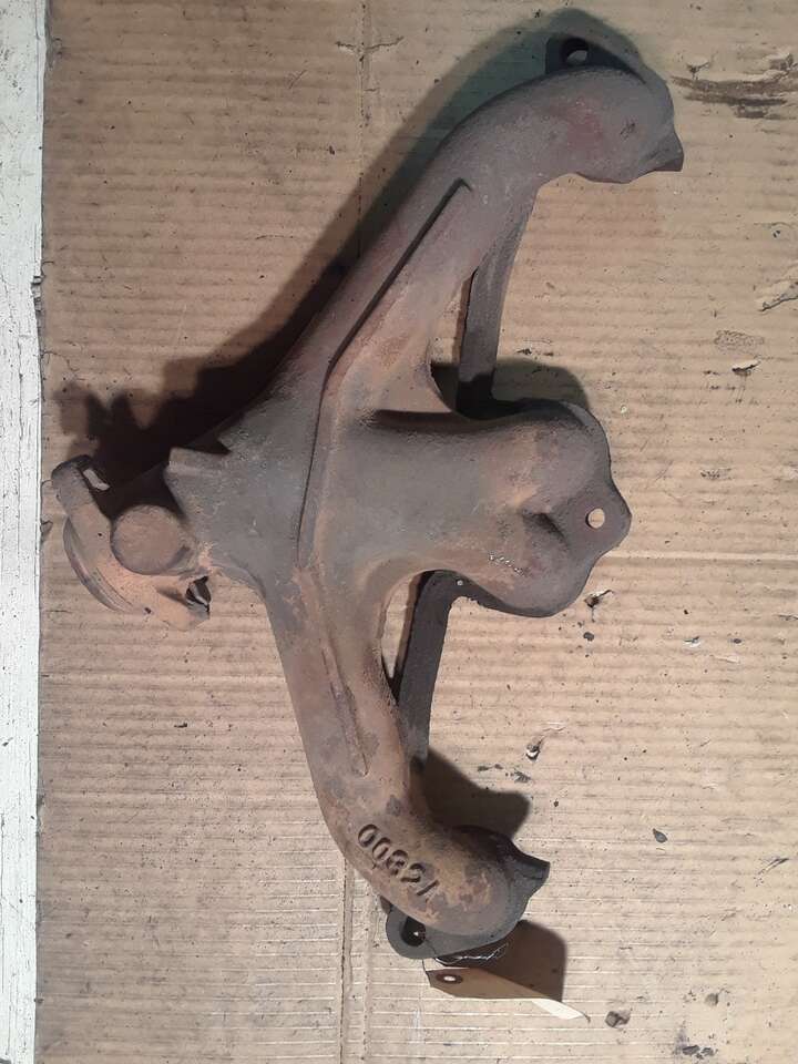Jeep '91-'02, 2.5L Wrangler Exhaust Manifold