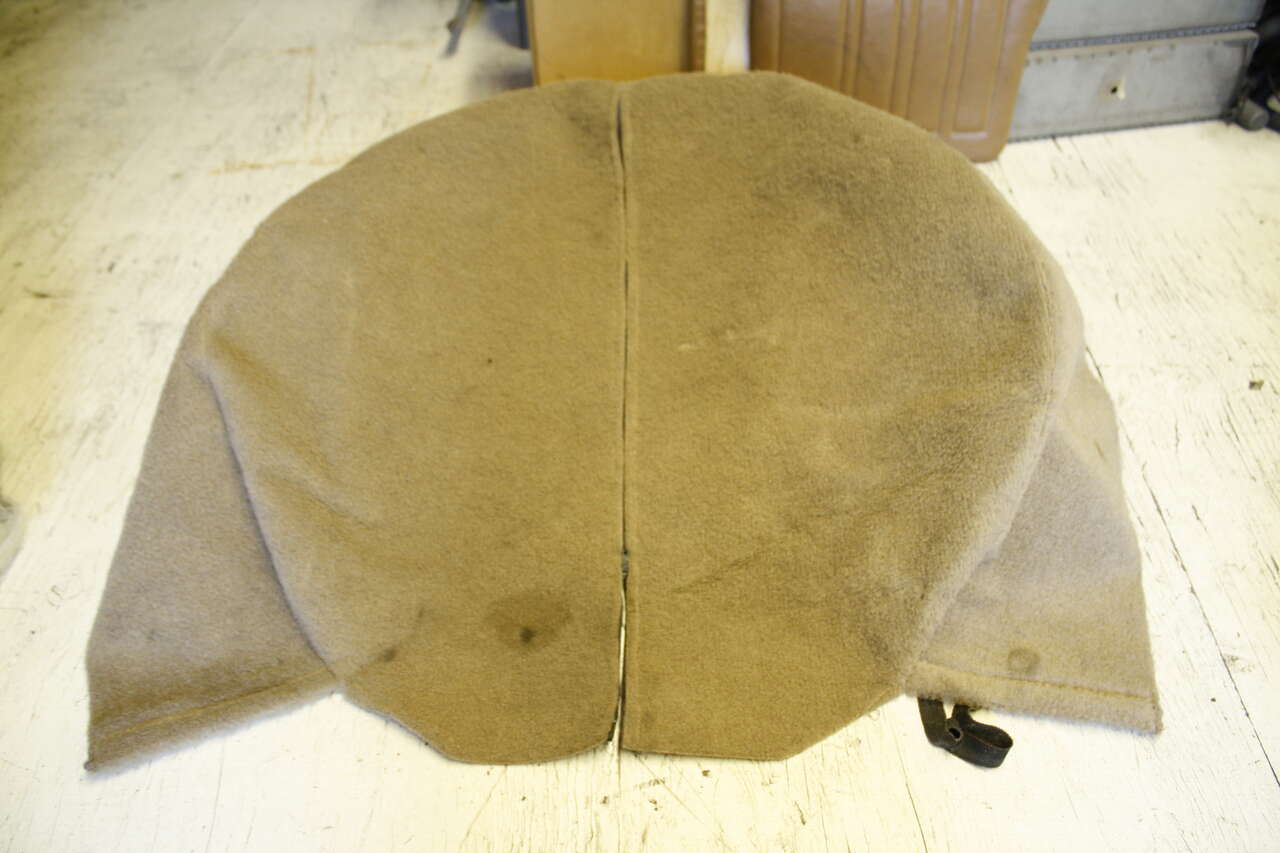 2000 Chevrolet Tahoe spare tire cover