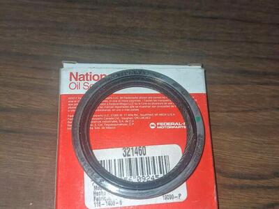 New National Oil Seals Crankshaft Seal