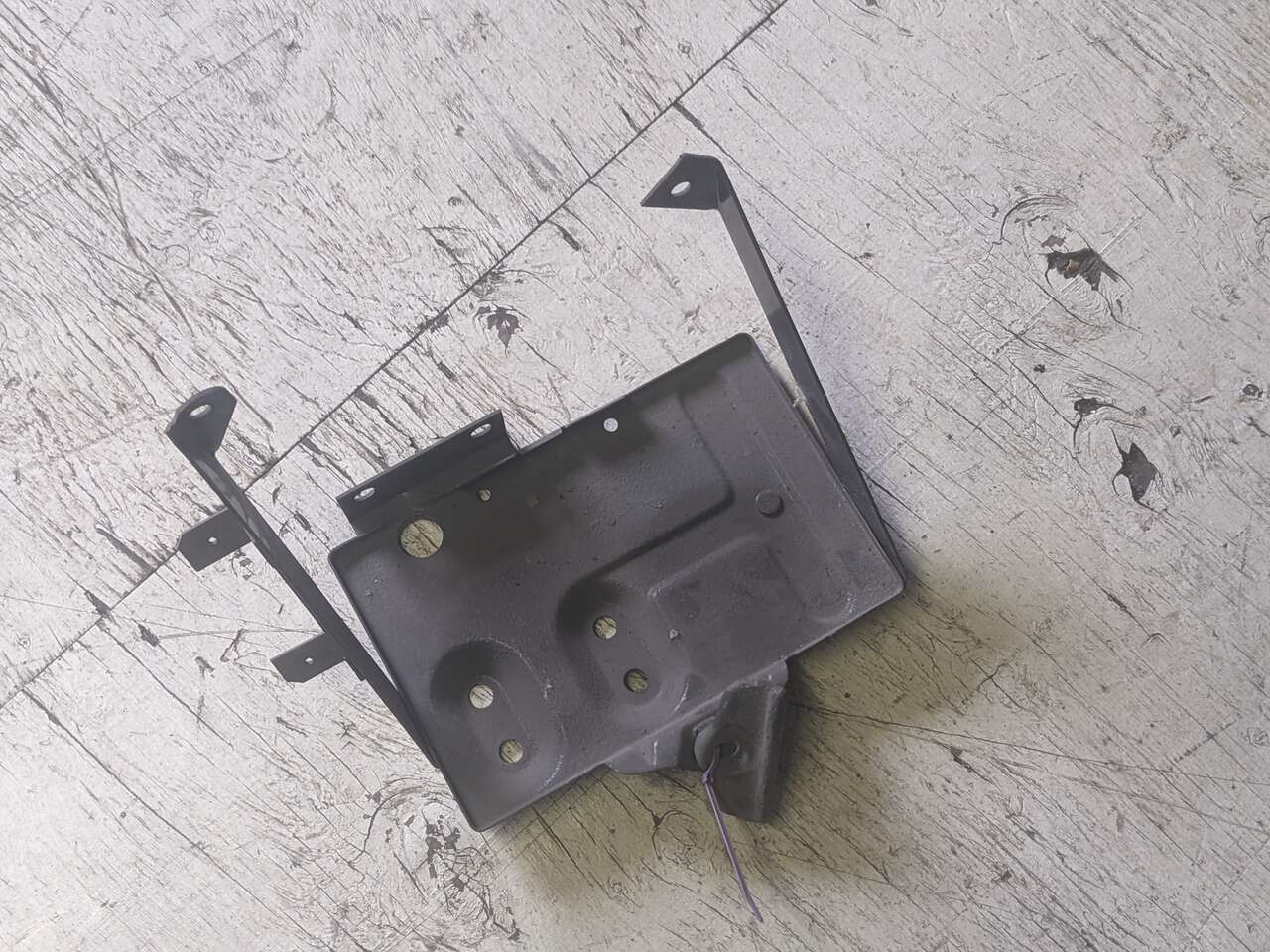 Jeep '72-'86 Original Battery Tray
