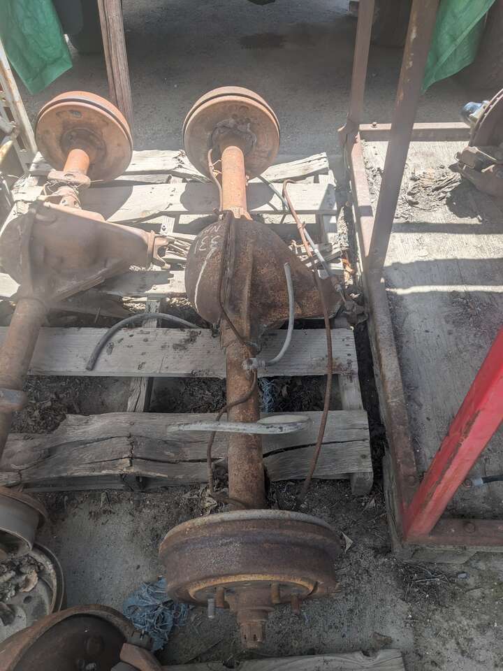 76-81.5 Jeep CJ-5, CJ-7 AMC 20 Narrow Trac Rear Axle, Centered Diff., 3.33 Gears