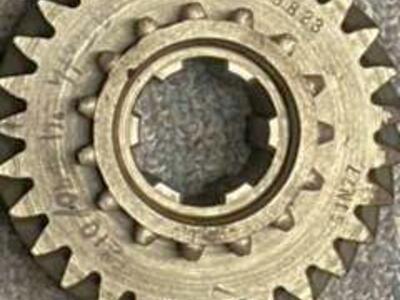 Jeep Willys Dana Spicer Model 18 Transfer Case Bull Gear, 6 Spline, #18-8-19 546