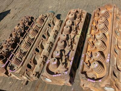 Ford 302 289 cylinder heads mustang 5.0l