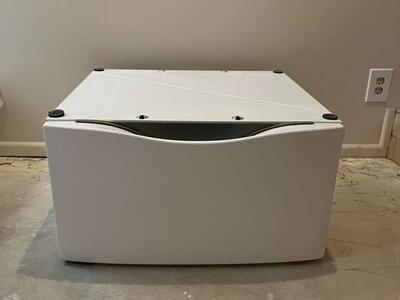 Washer or Dryer Pedestal