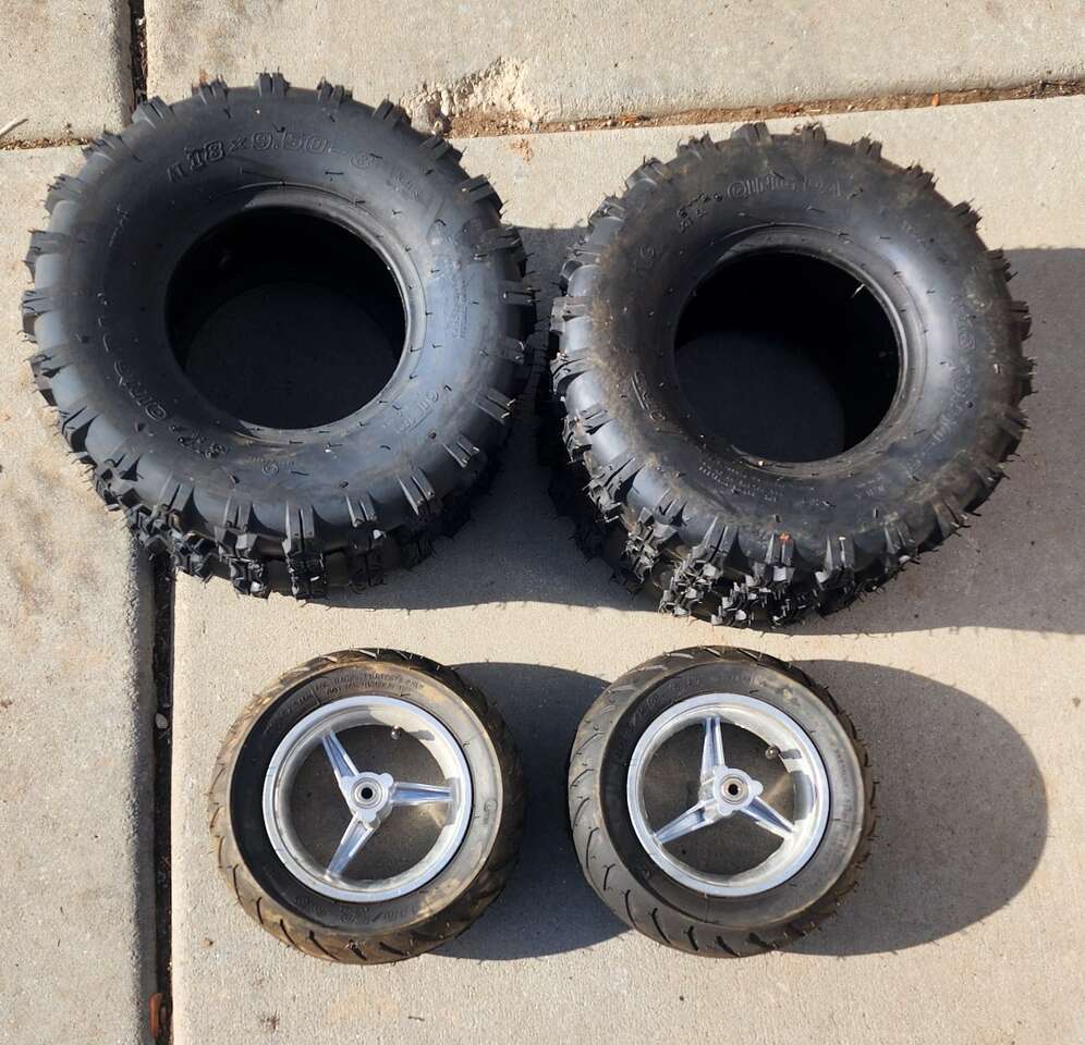 18-9.5 8 cleeted tires & skinny wheels & tires