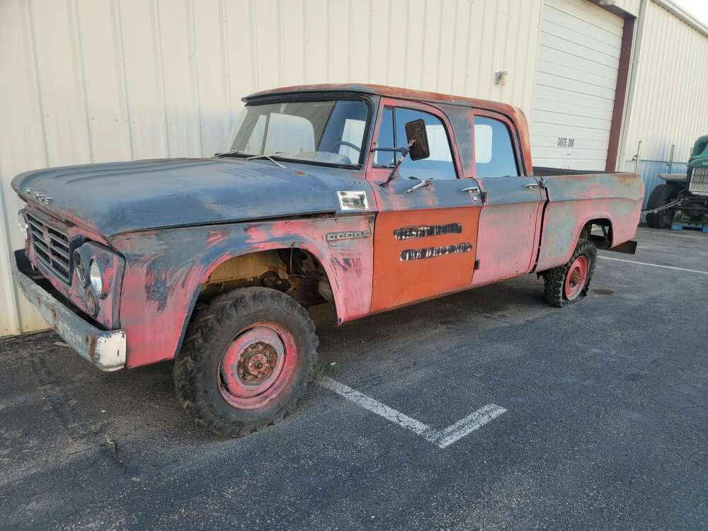 Dodge Power Wagon W2… 