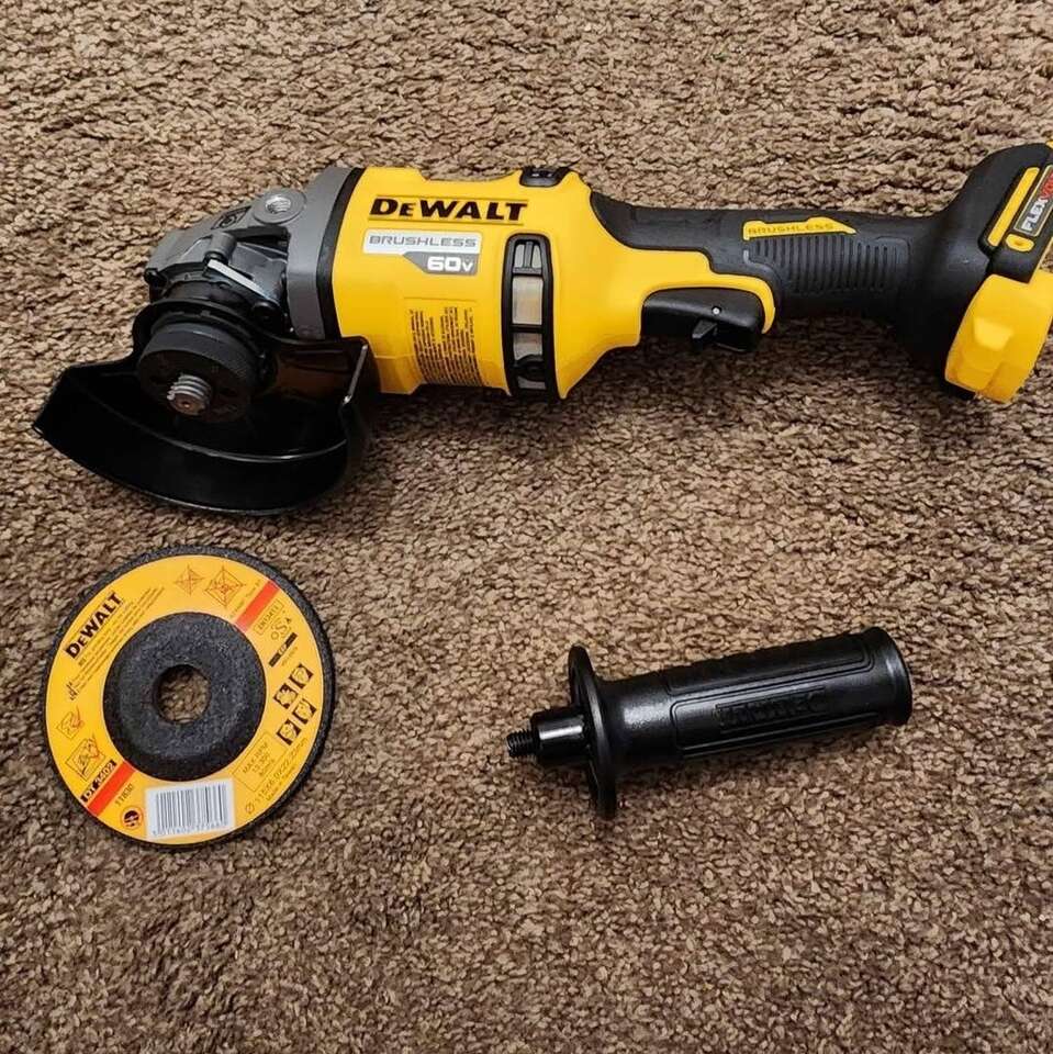 New Dewalt FlexVolt 60V MAX Angle Grinder