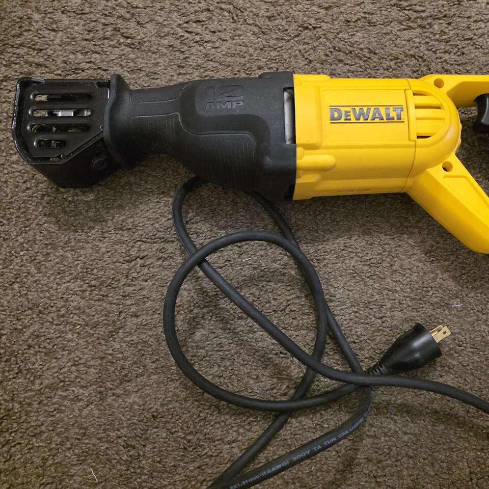 Dewalt Corded Variable Speed Reciprocating Saw