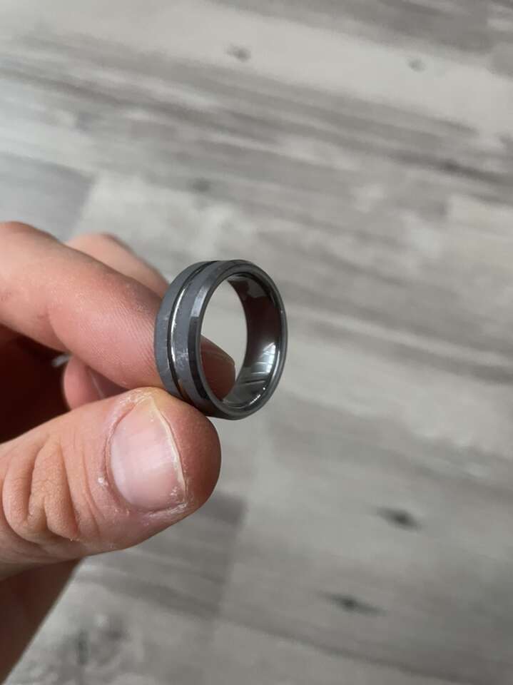 Mens Size 10 Ring