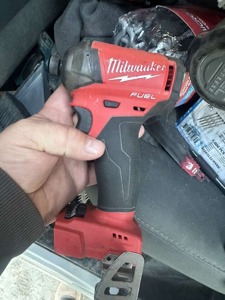 Milwaukee M18 Surge
