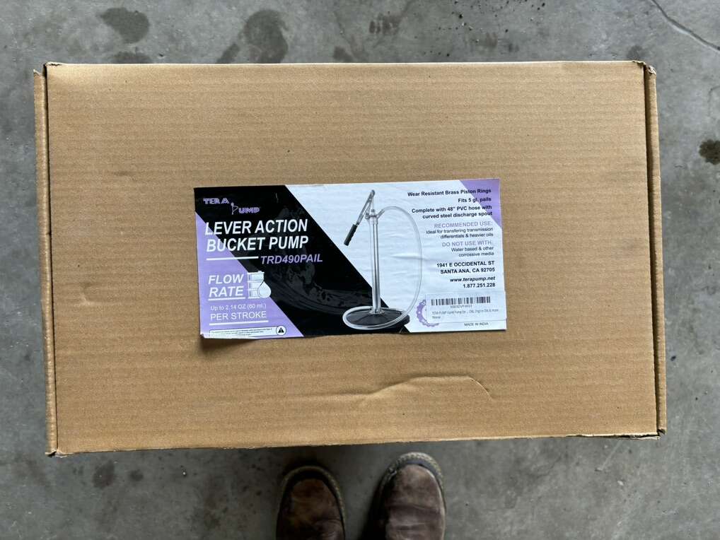 5 Gallon Bucket Pump New