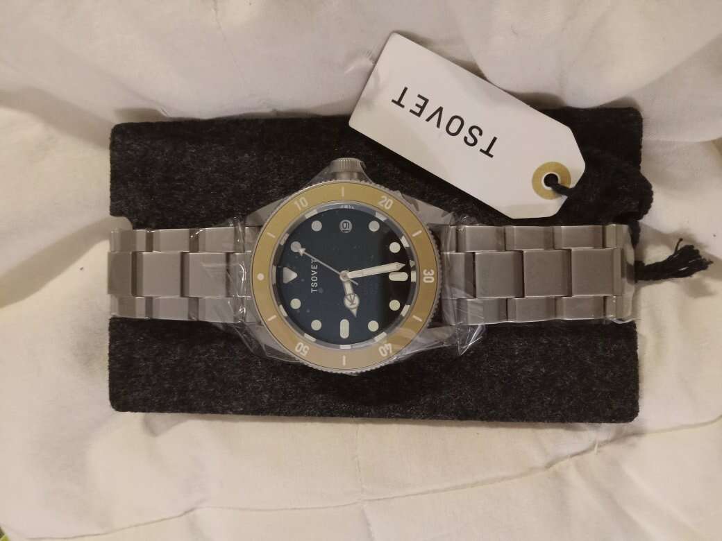 New in box Tsovet Global Explorer watch