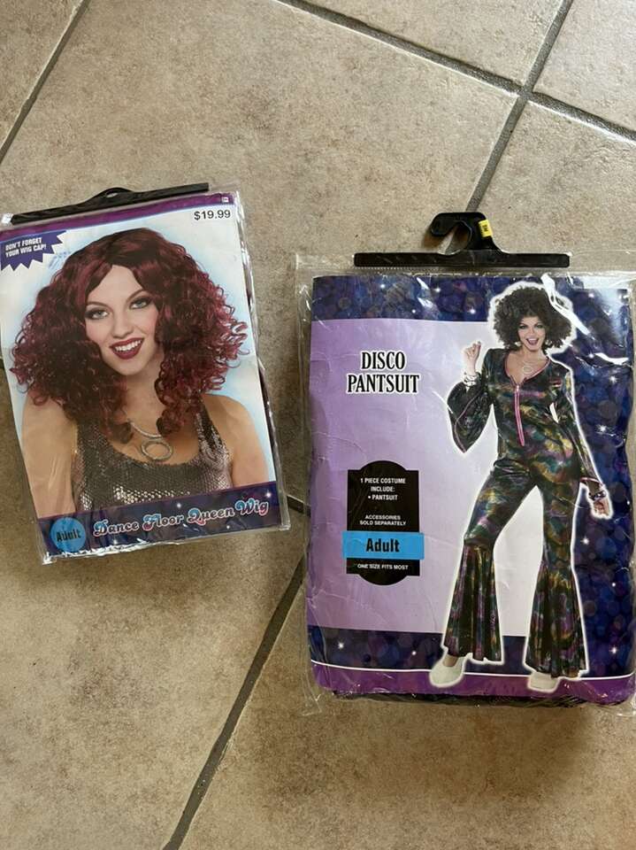 Adult disco costume size small with wig!