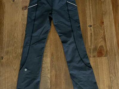 Lulu Lemon Gray/orange Size 4 With Pockets